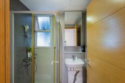 Vacanza @ East (D14), Condominium #580564671